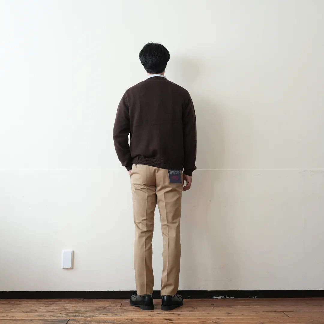 Cotton Wool Mid-gauge Cardigan 着用 BACK 全身
